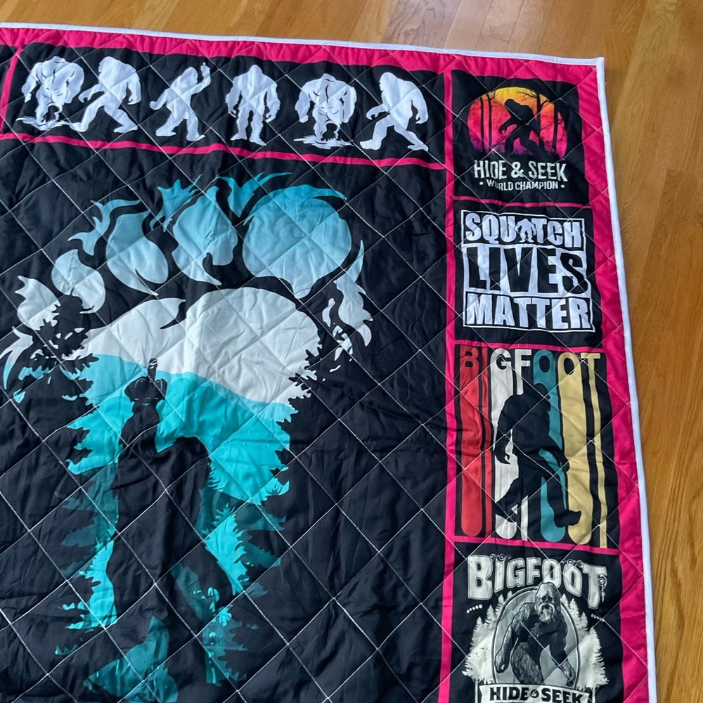 Bigfoot Themed Throw Blanket - Picture 3 of 6